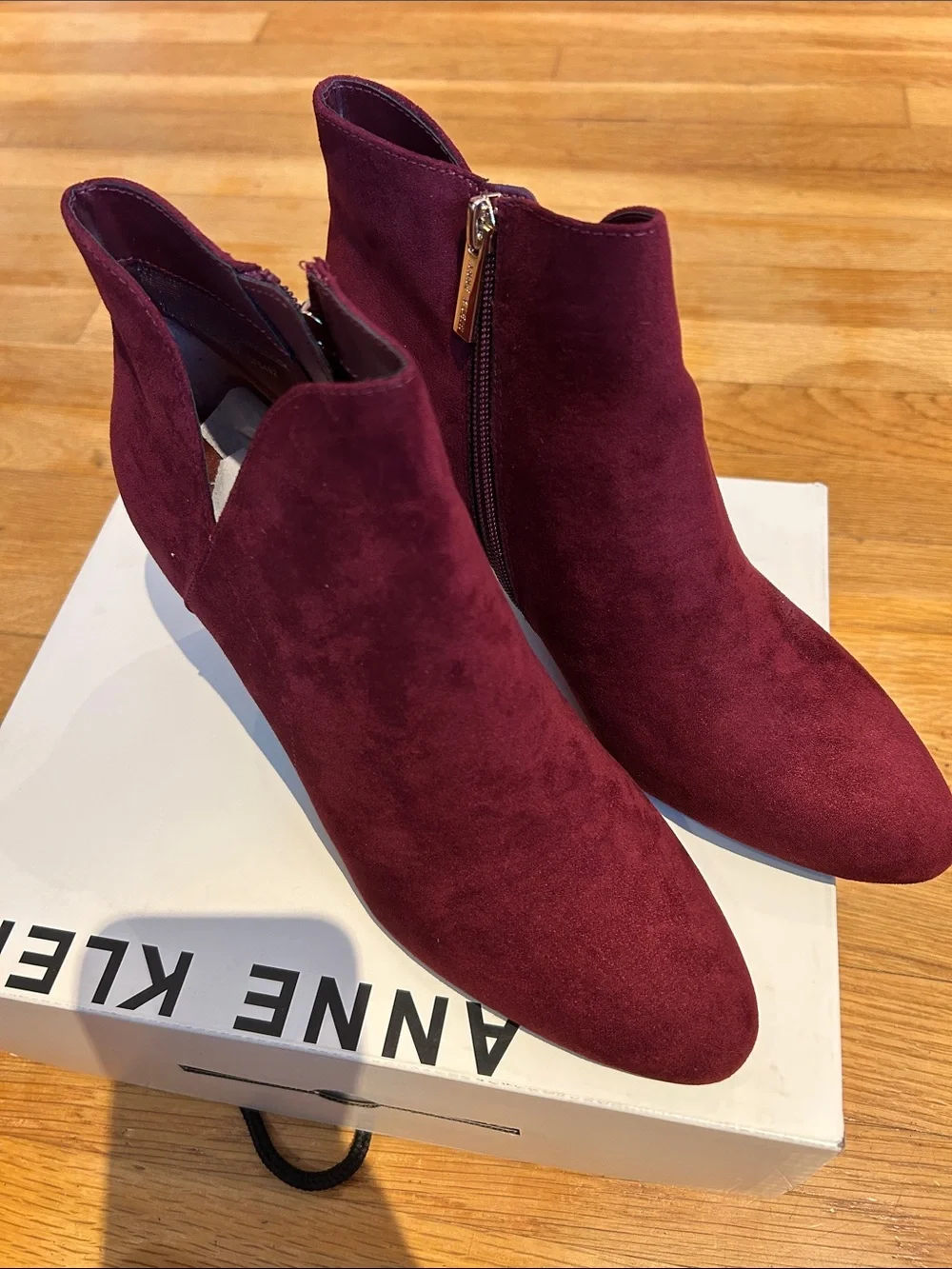Anne Klein Burgundy Suede Cutout Ankle Booties size 9M